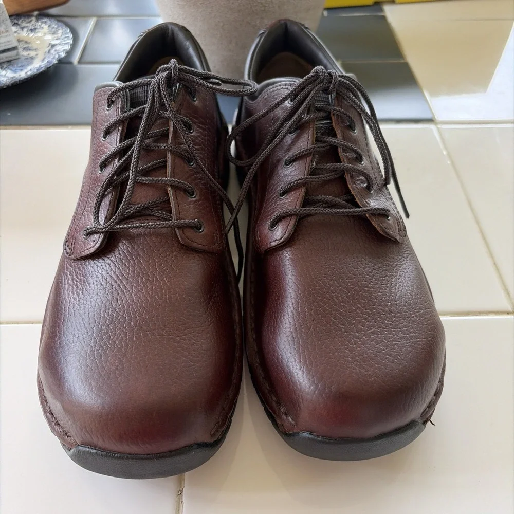 Red Wing 6704 Oxford Shoes Mens 8D Brown Leather Steel Toe Oil Slip Resistant E4